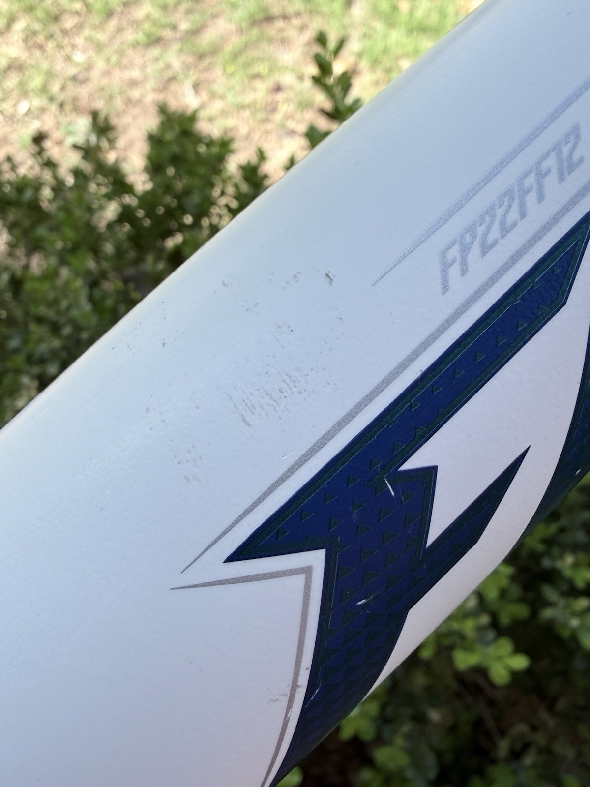 Easton Firefly FP22FF12 Length 30"/18 oz Drop-12 SOFTBALL BAT Great Condition!