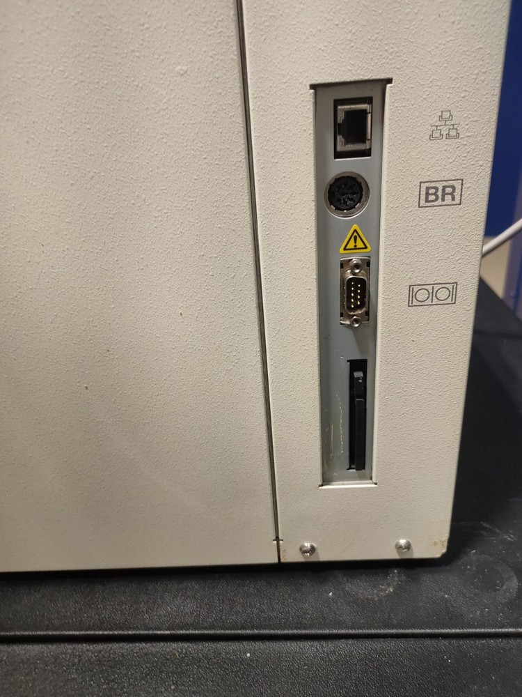 Sysmex Poch-100i Hematology Analyzer - Fade screen