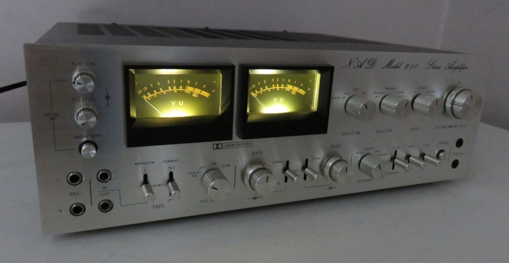 NAD 200 INTEGRATED AMPLIFIER ( AMP ) FULLY SERVICED RECAPPED + LED's