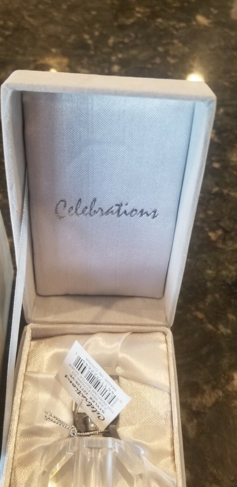 Top Silver Perfume Bottle silver collections reflection square