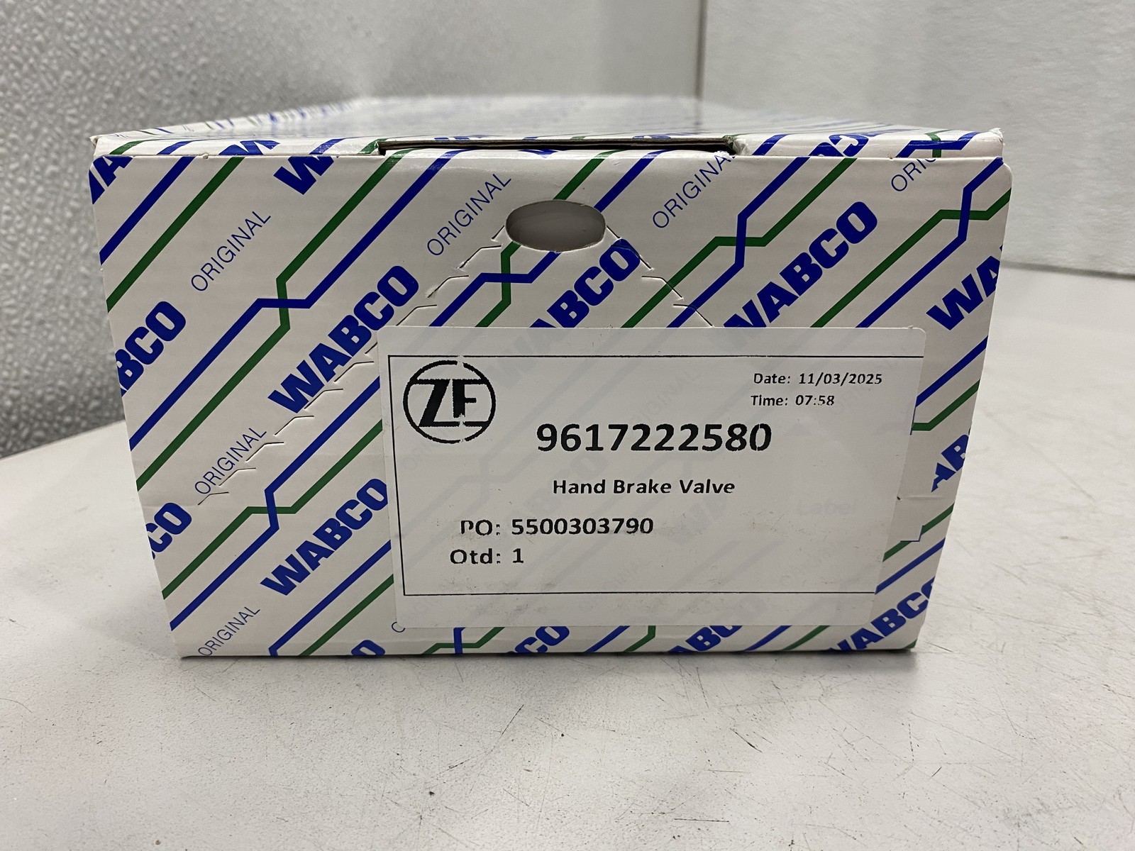 Wabco Hand Parking Brake Valve 6917222580