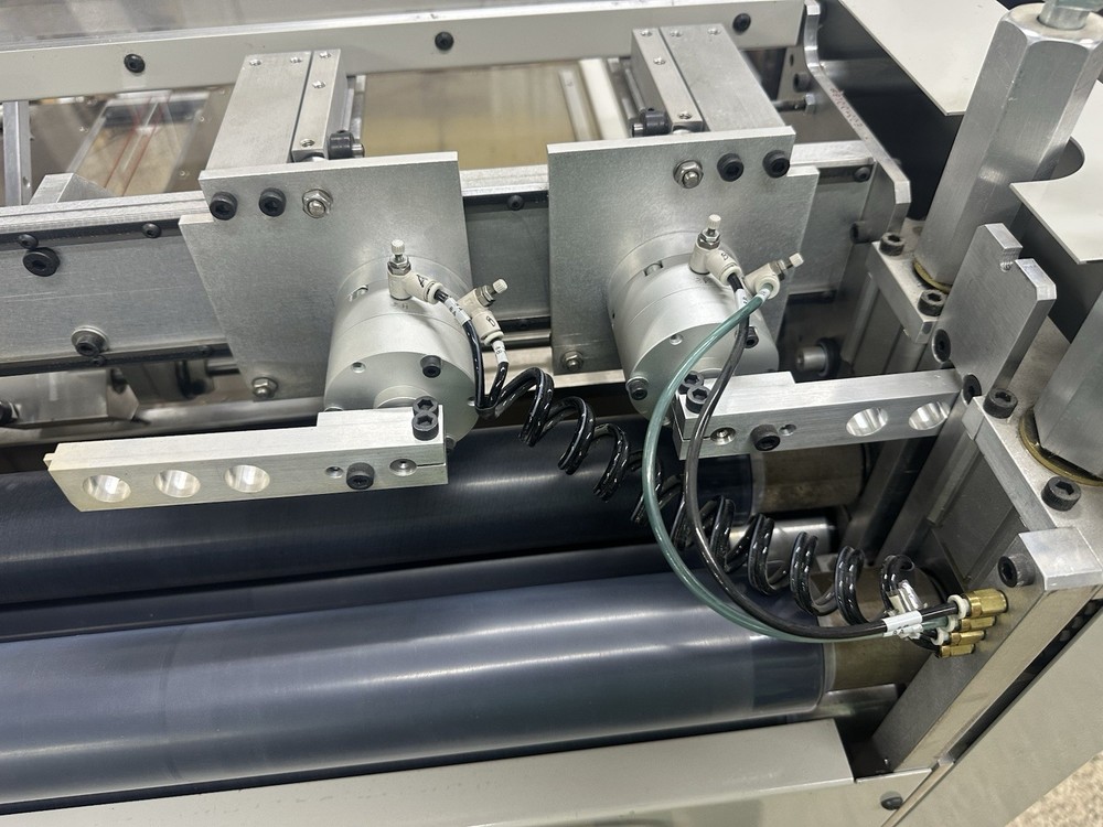 GP2 Tech - EC-3 Autocase - Automatic Book Case Making Machine