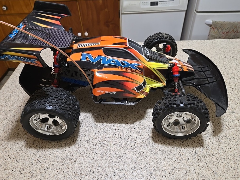 Max Electric Mighty Max RC Racing Car