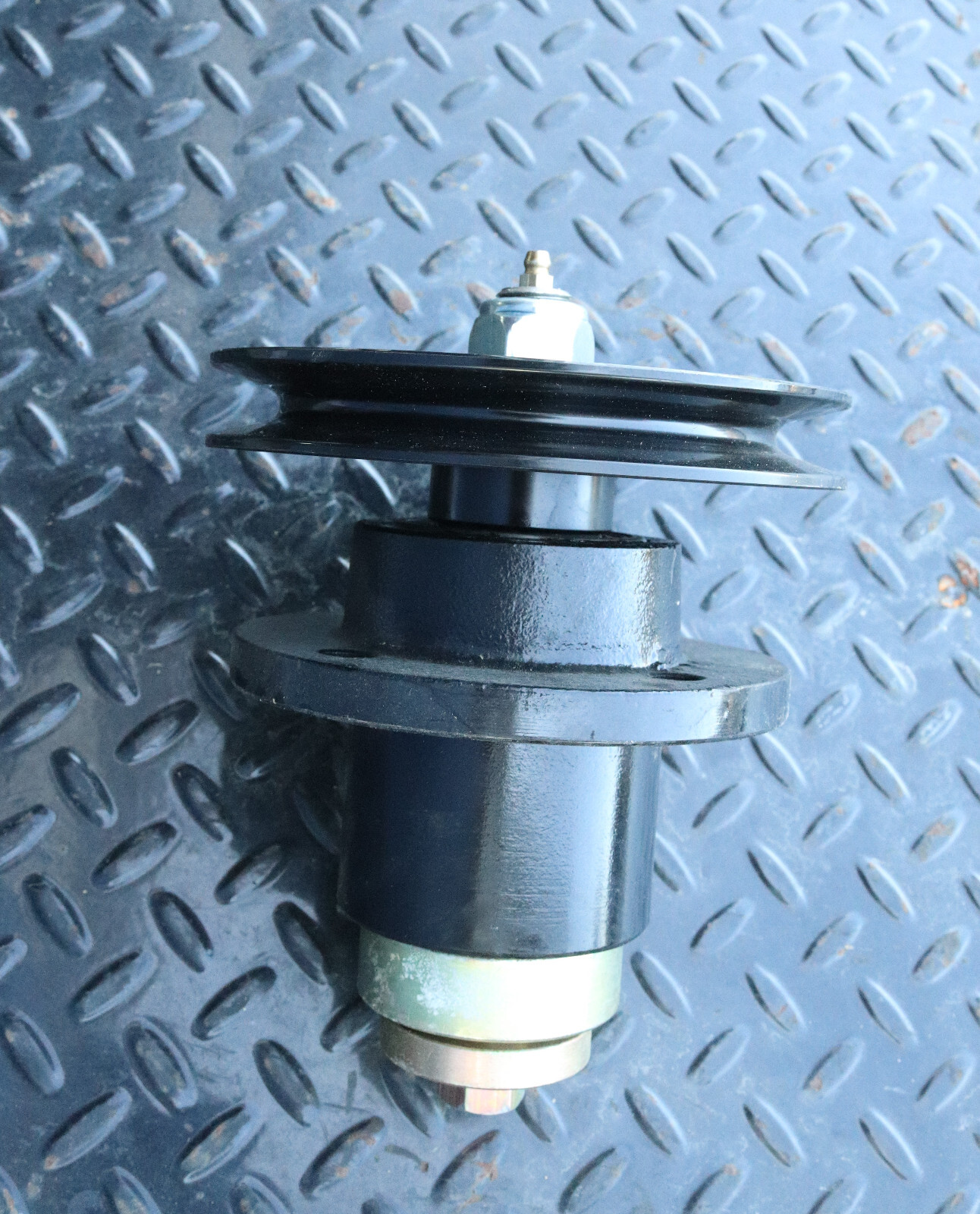 Land Pride 310-249S Spindle Hub Assembly w/ 6" Pulley Free Shipping 310-249s