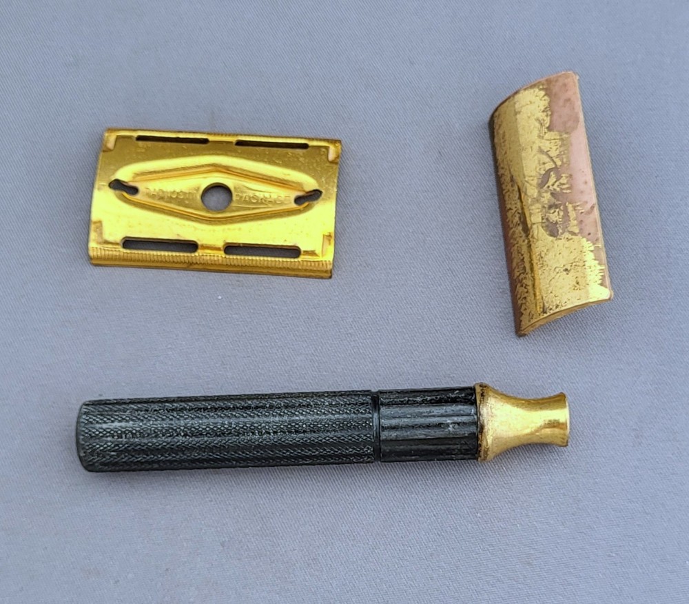 1941-1946 Gillette Fat Handle DE Tech Razor - CLEAN