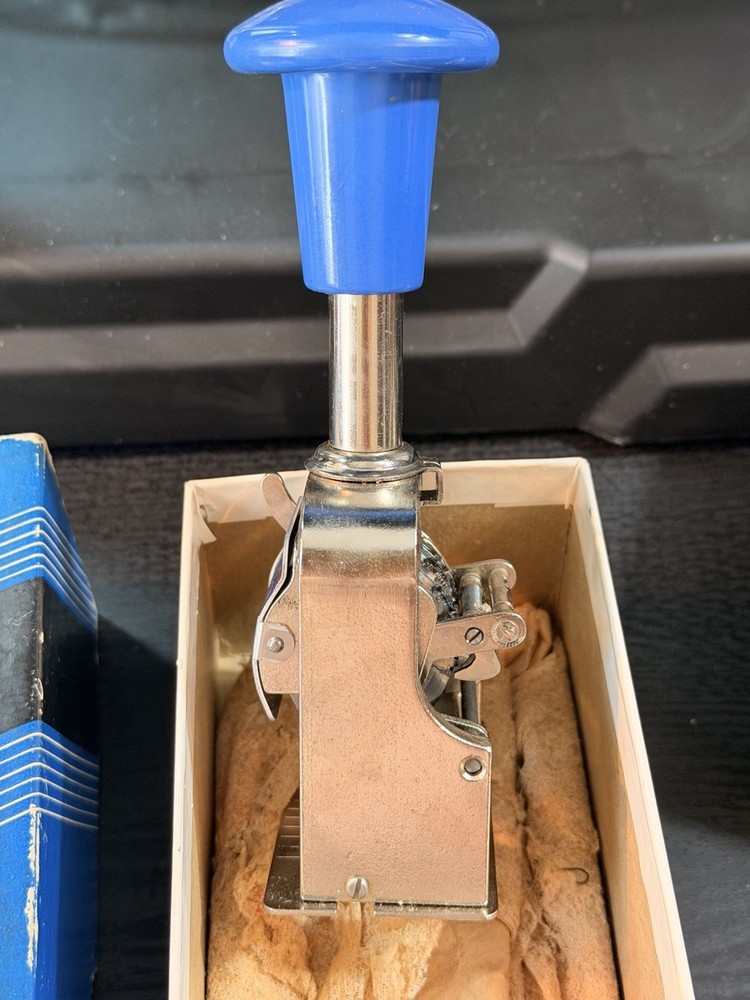 Force Model 150 Automatic Numberer Machine 6 Wheel Stamper Blue Made In USA