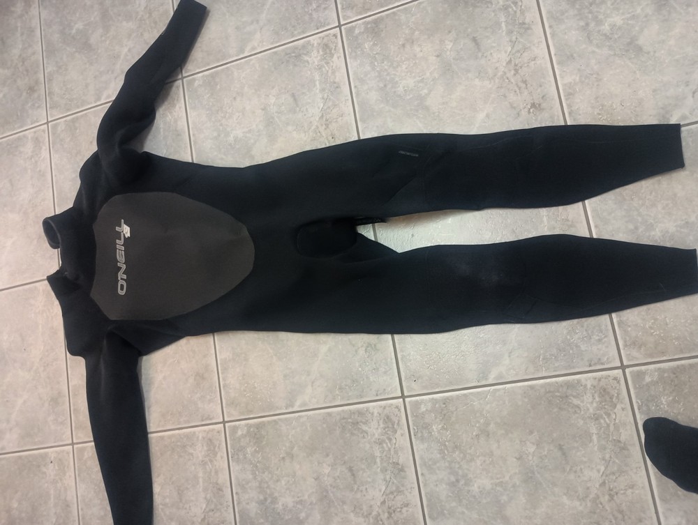 Oneill Epic wetsuit XLS