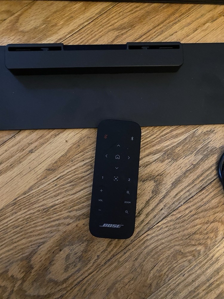 Bose Videobar VB1 + Base + Remote - All-in-one USB Conferencing Device