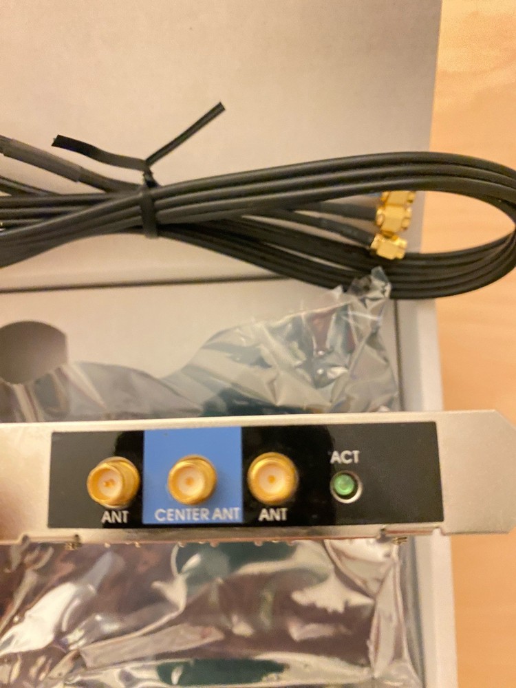 Linksys WMP300N Wireless‑N PCI Adapter With Box & Antenna Base (System Pull)