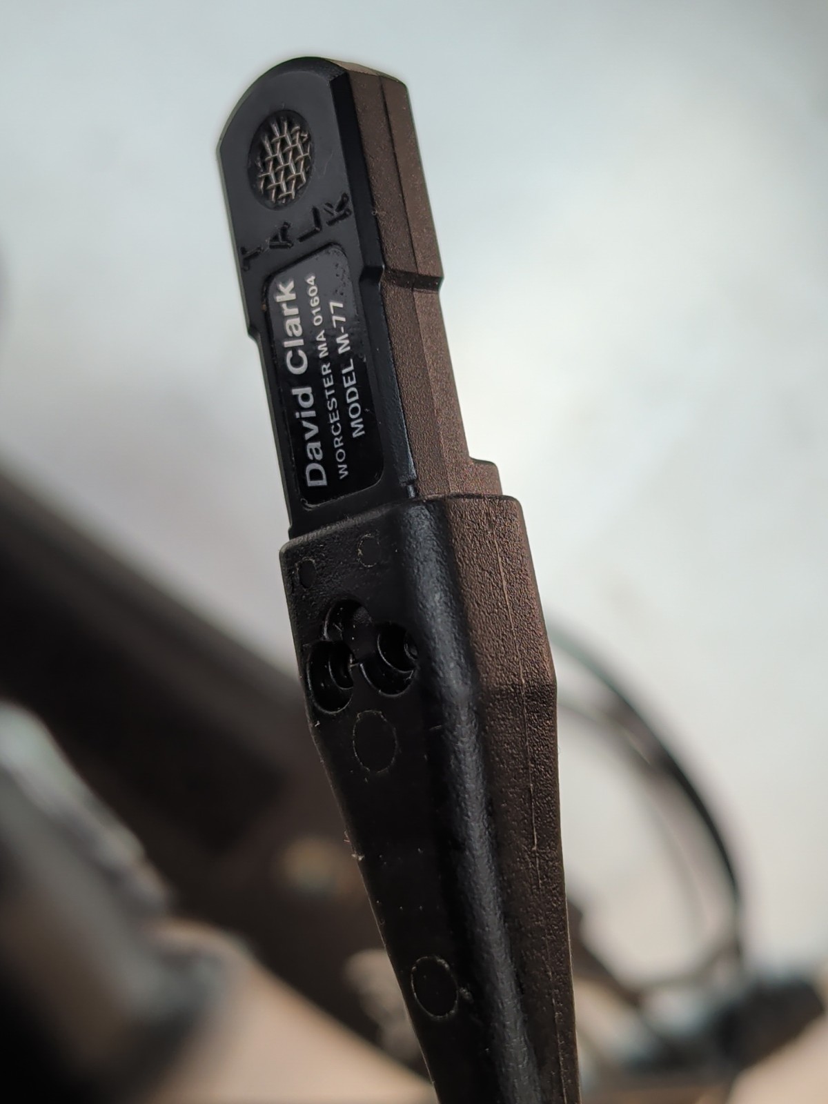 DAVID CLARK X11 HEADSET PILOT NOISE CANCELING AIRPLANE AVIATION HEADPHONES