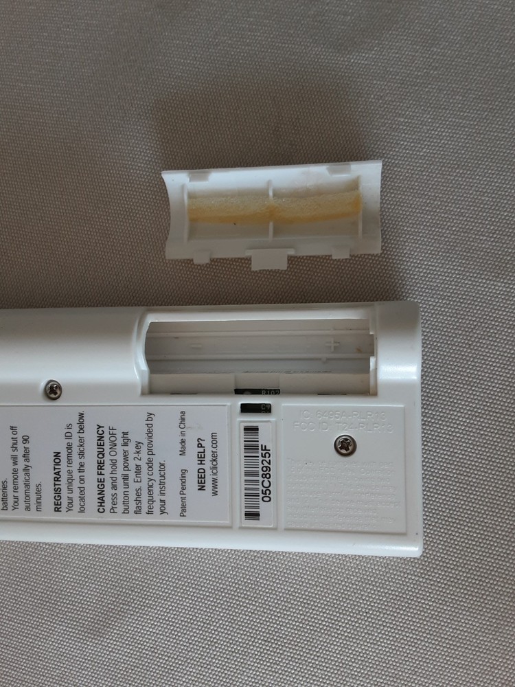 i-Clicker TMX14 Instructor Base Station USB with 32 Response Remotes - UNTESTED