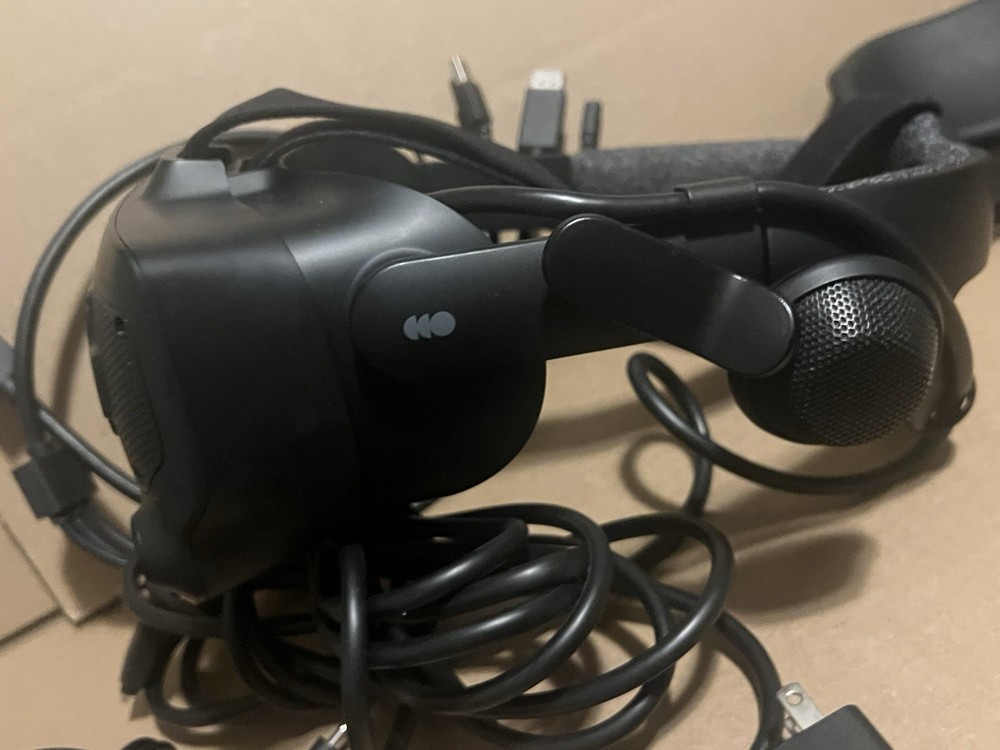 VALVE INDEX VR Virtual Reality Headset ONLY /w Cables - Tested