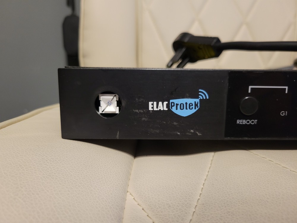 ELAC ProteK 10 Outet Component Surge Protector/Power Conditioner, PICS [PR-91W]