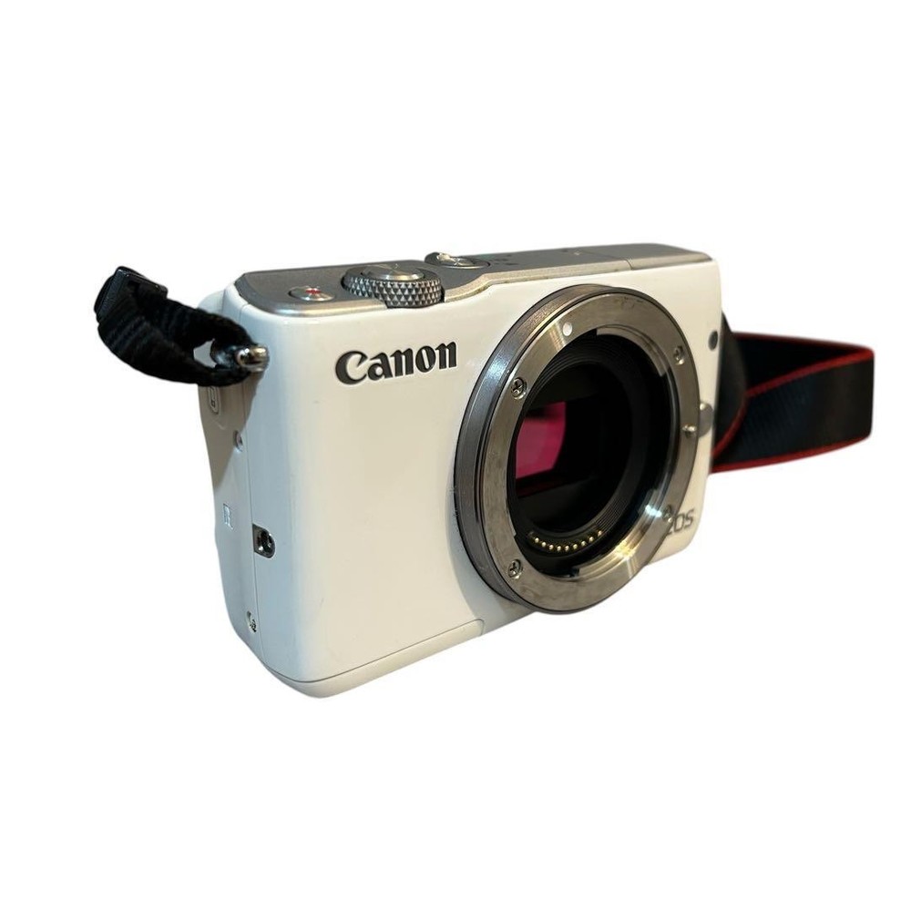 Canon EOS M10 Lens Kit Mirrorless Camera