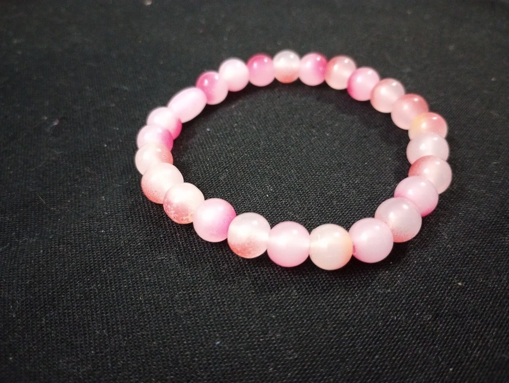 red glass bead bracelet