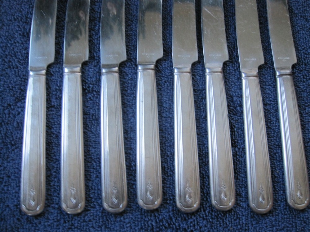 CHARMION 1933 26pc 8 Pl Peerless Oneida Art Deco Silverplate Flatware Basic Set