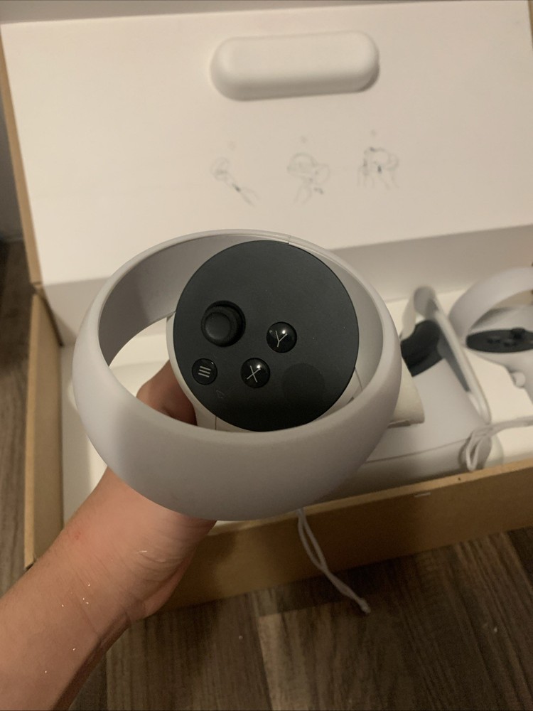 2022 Meta Quest Oculus 2