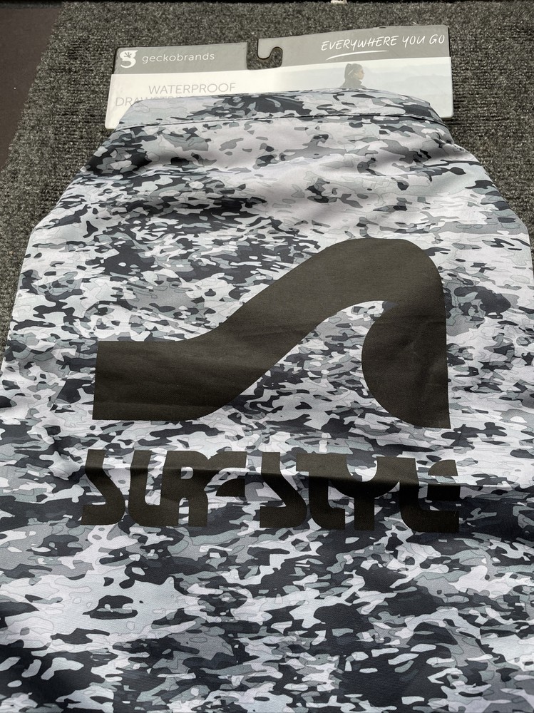 Geckobrands Waterproof Drawstring Backpack Grey Camouflaged