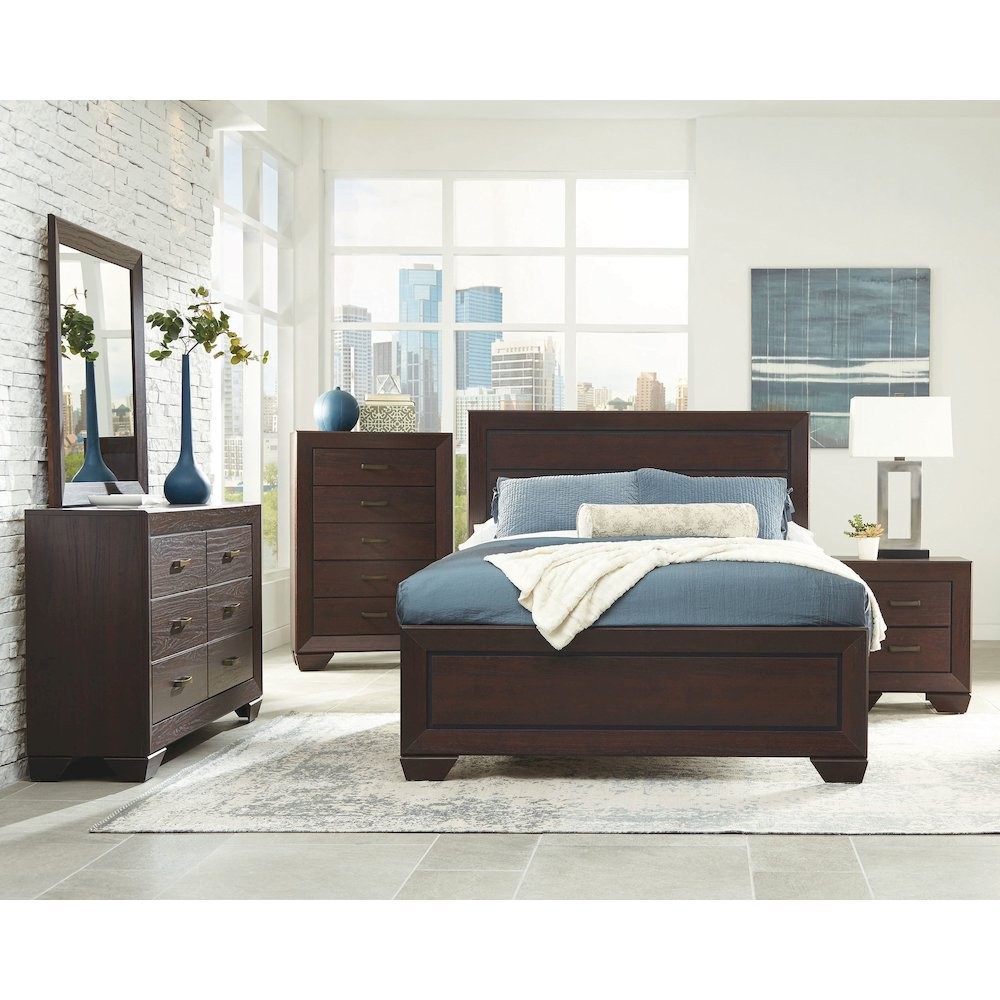 Kauffman 5-piece Eastern King Bedroom Set Dark Cocoa