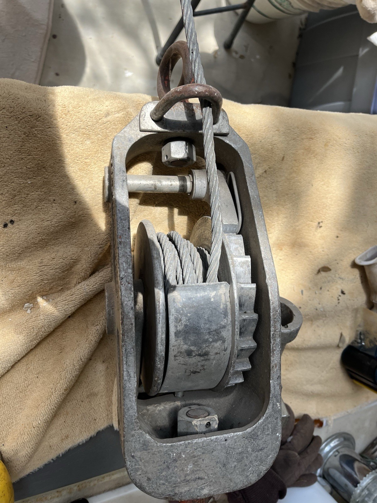 LUG-ALL Model 6000-15 Aluminum Hoist MFG By Lincoln Precision For Lug-All Tested