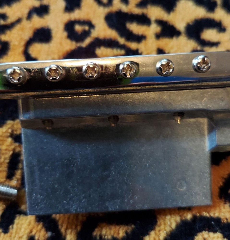 squier strat 6 point bridge, trem bar unbranded chrome
