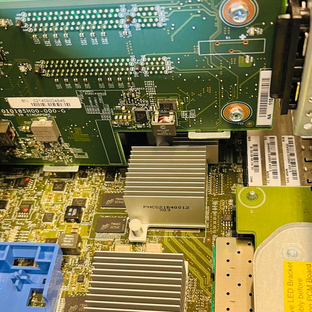 NetApp NAF-1302 Dual SAS Disk Array Filer System w/ 2x Controller 2x PSU 6x Fan