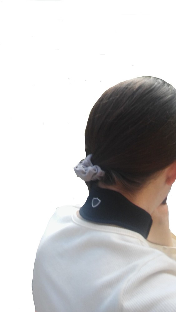 Ergonomic Neck Support Self Heating Device for Work and Text/Tech Neck