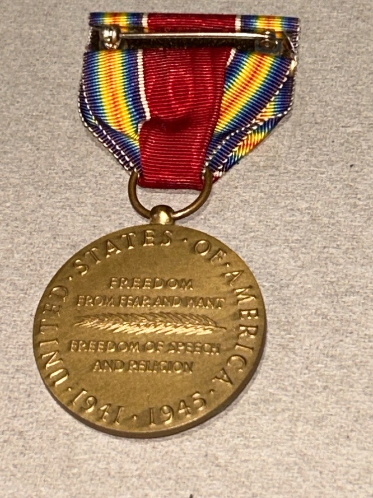 Mint Original Issue WW2 Victory Medal