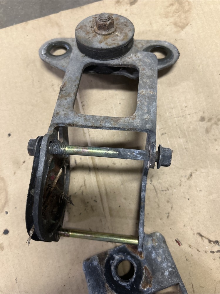 1989 YAMAHA PHAZER PZ480E Engine Mounting Brackets Hardware