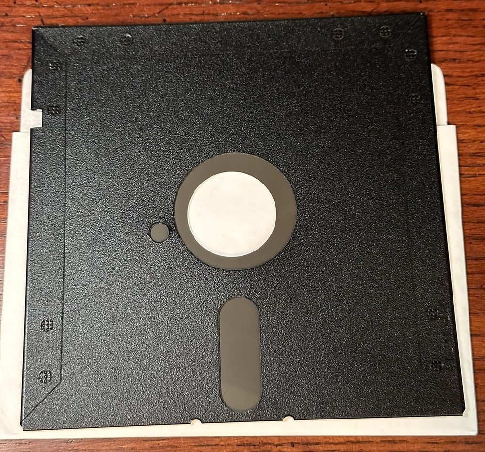 Typing DOS Commands 5.25” Floppy IBM PC