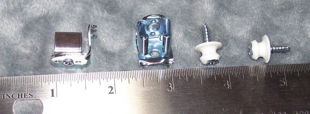 Plantation Shutter Catch - Zinc