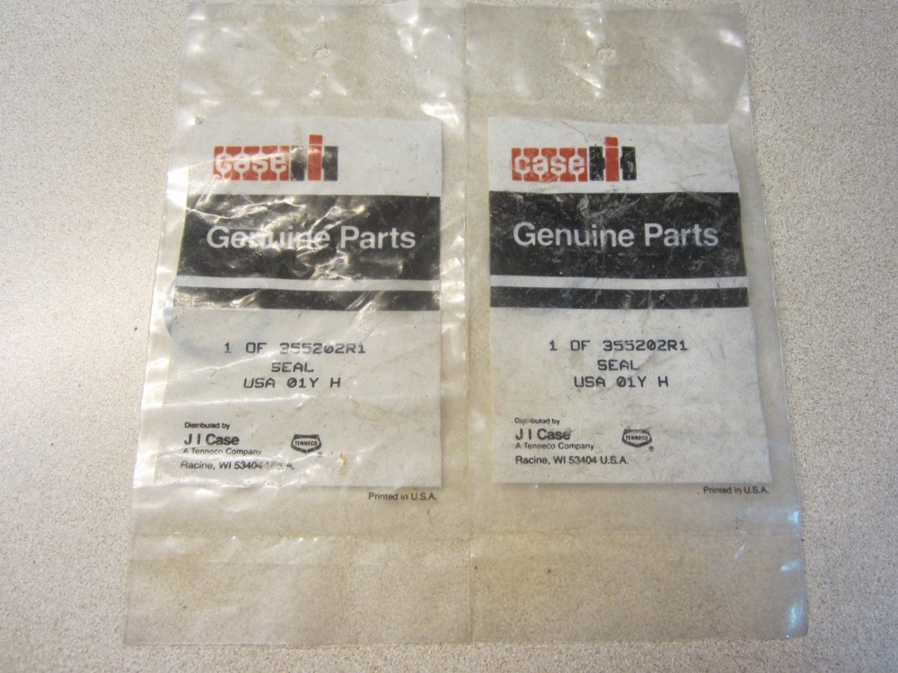 Case IH 355202R1 (2) Seals
