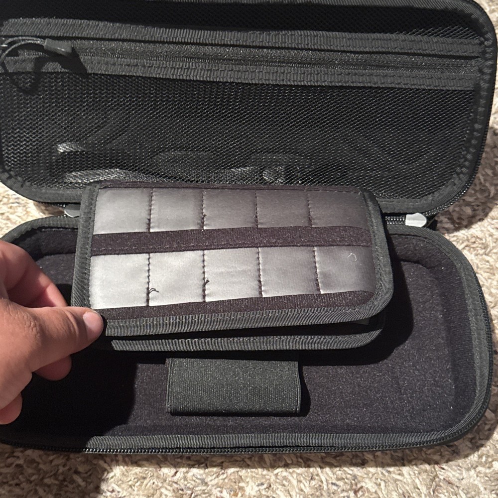 Nintendo Switch Mumba Carrying Case Very Good Condition with Strap