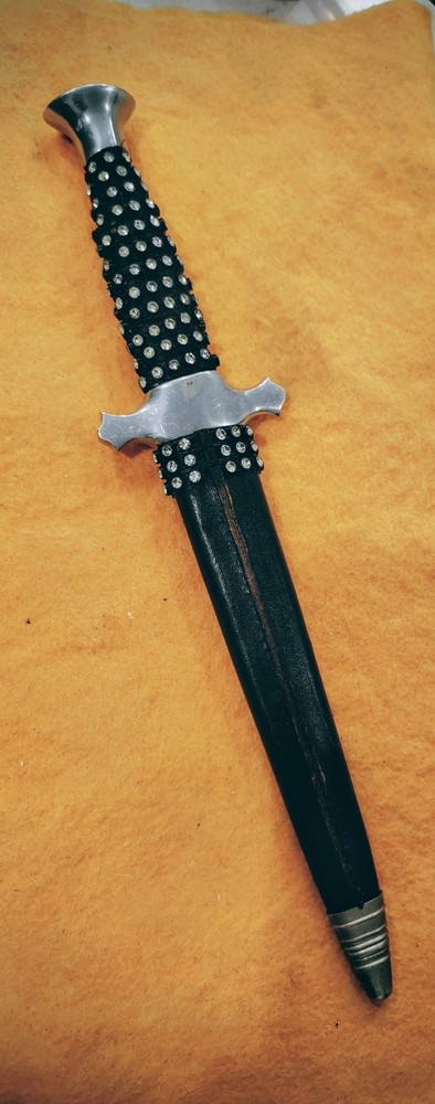 Hirschkrone, Solingen Germany, Presentation Dagger, Rhinestone Encrusted Handle