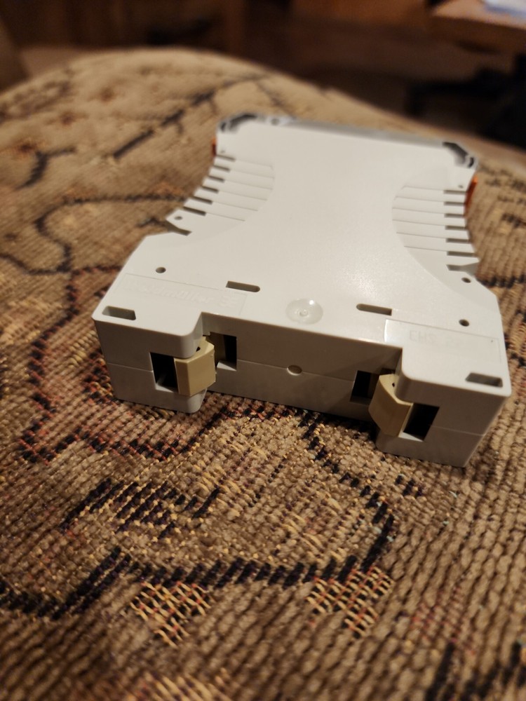 Weidmuller Solid State Relay 827539 Input:3.5-15VDC Output:5.48VDC 100mA Used