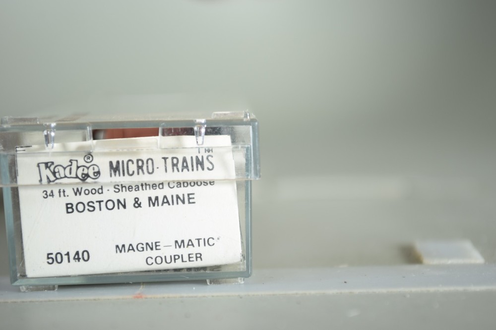 13050 N Scale Micro-Trains CABOOSE UNPAINTED UN DECERATED