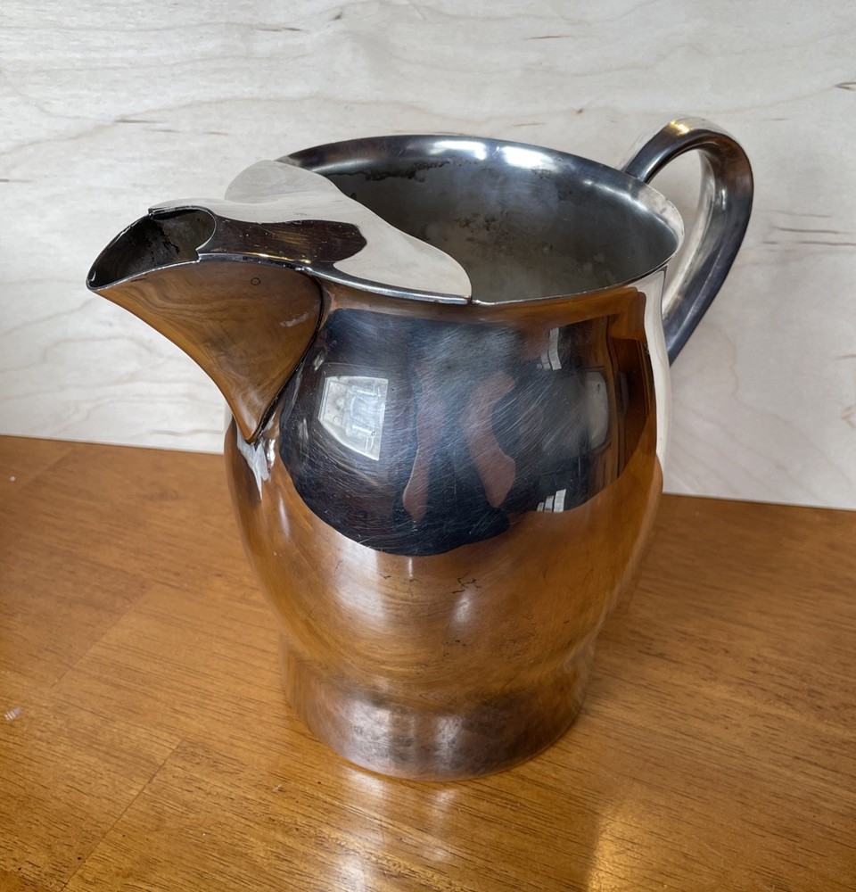Silver plated Paul Revere Reproduction Pitcher with Ice Lip 7" Tall 7504 Great!