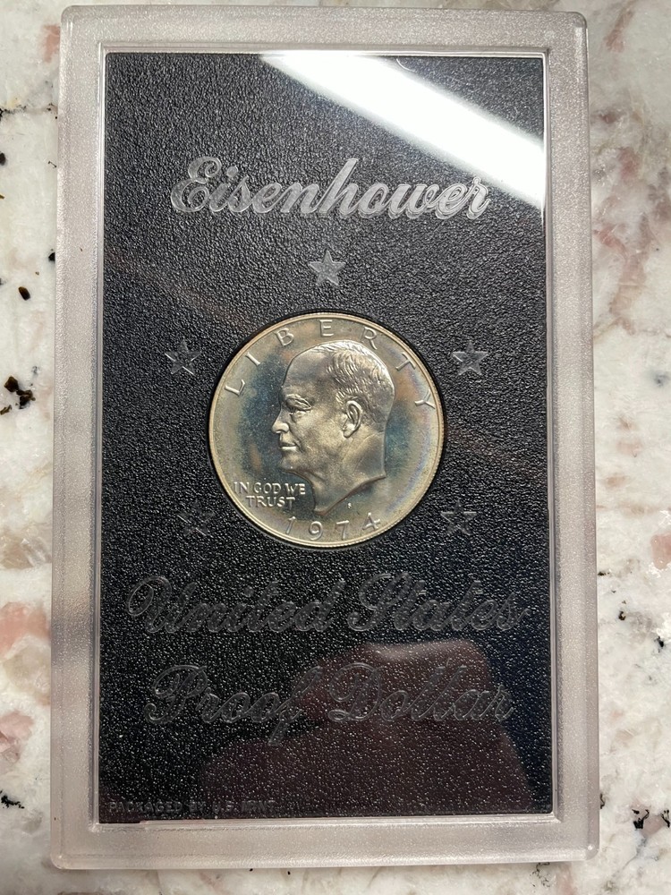 1974S Eisenhower US 40% Silver Dollar Coin in Protective Case