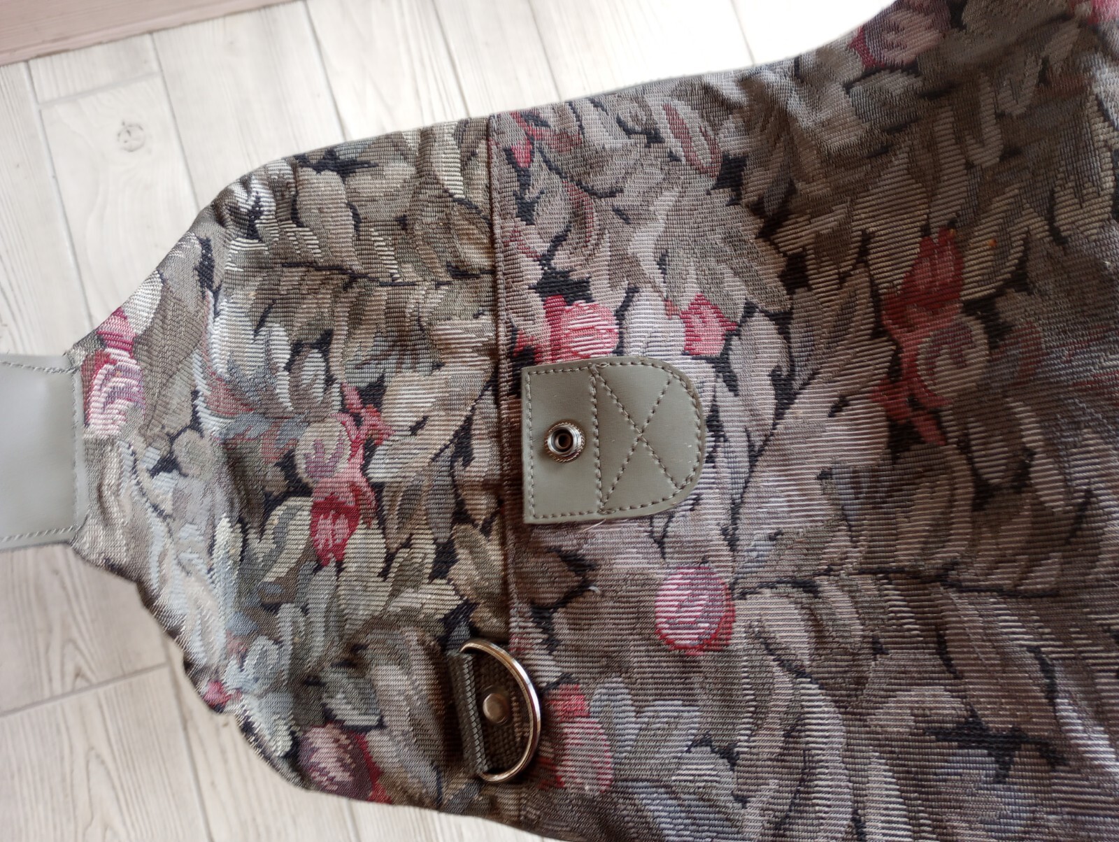 American Tourister Tapestry Duffle Bag/ Overnight Travel