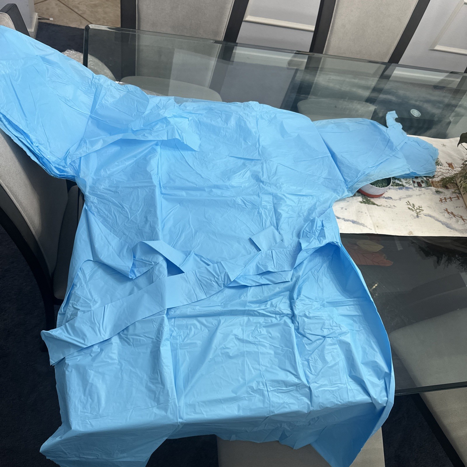 (QTY 200) Disposable CPE Isolation Gown Average Size, Blue FH01