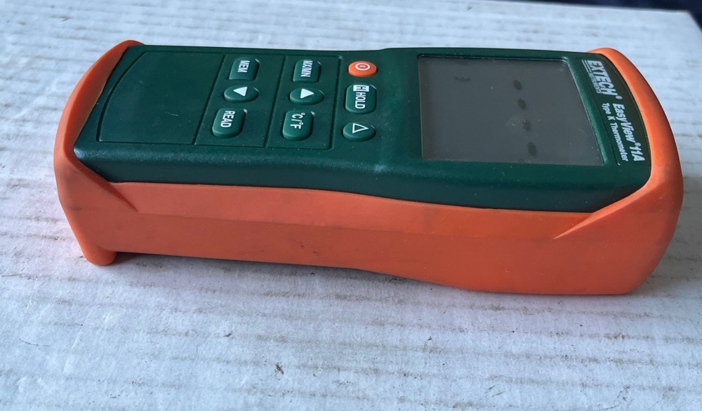 Extech EasyView 11A Type K Digital Thermocouple Thermometer w/Wire Probe