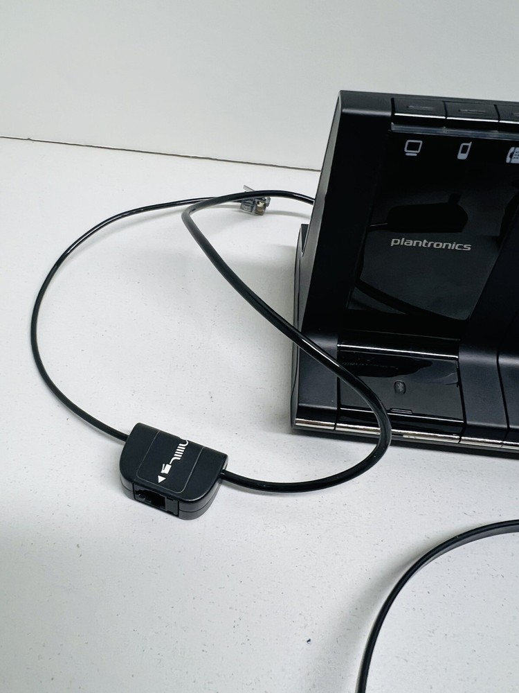 Plantronics WO2 Charging Base W/ Headset And Cord. Missing Power Cord