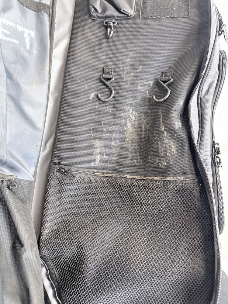 Genuine Bownet Commanders Catchers Bag (Black)