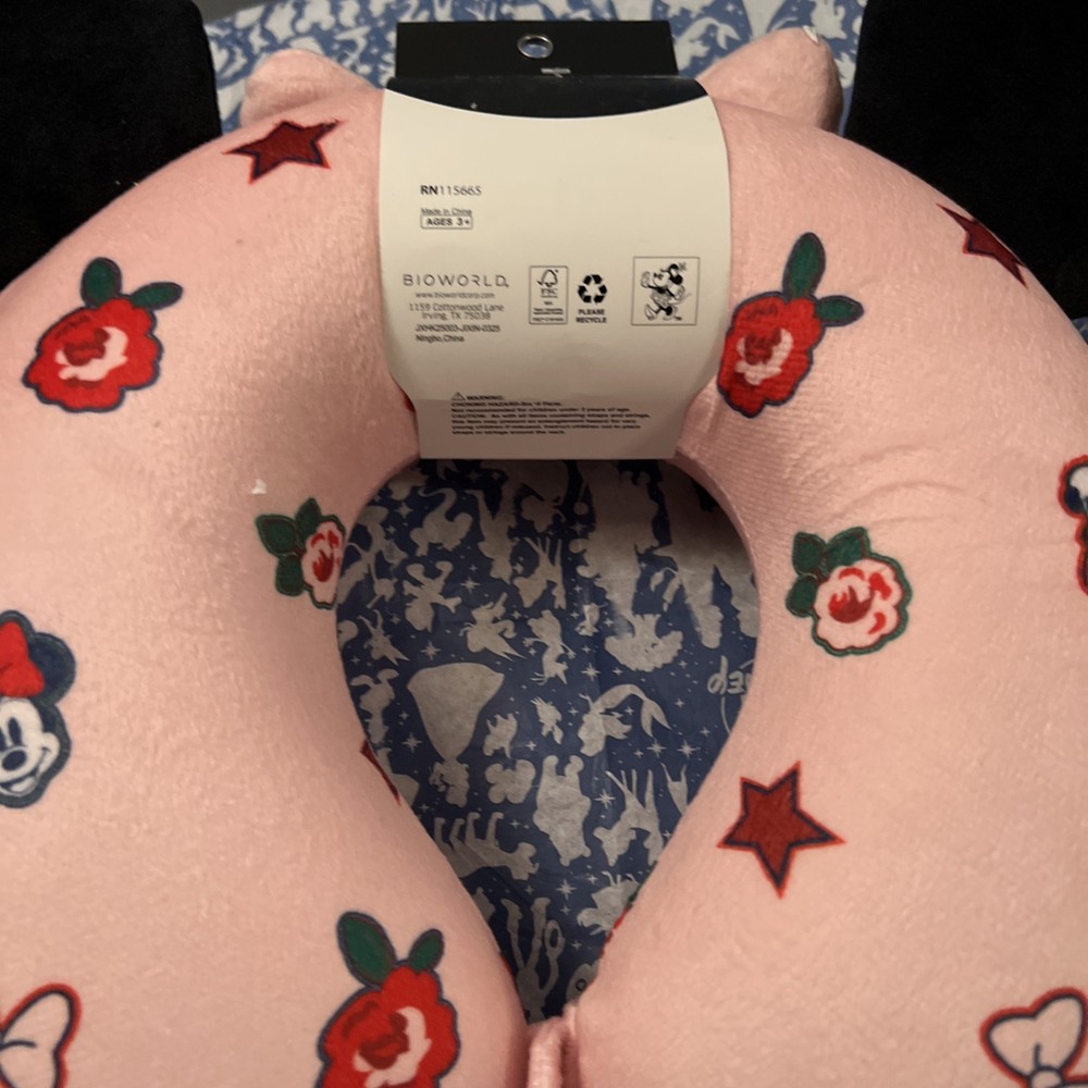 Disney Minnie Mouse Memory Foam Neck Pillow