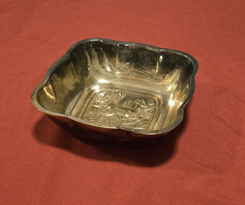 Tropical Antelope Nut Bowl Model # 8149