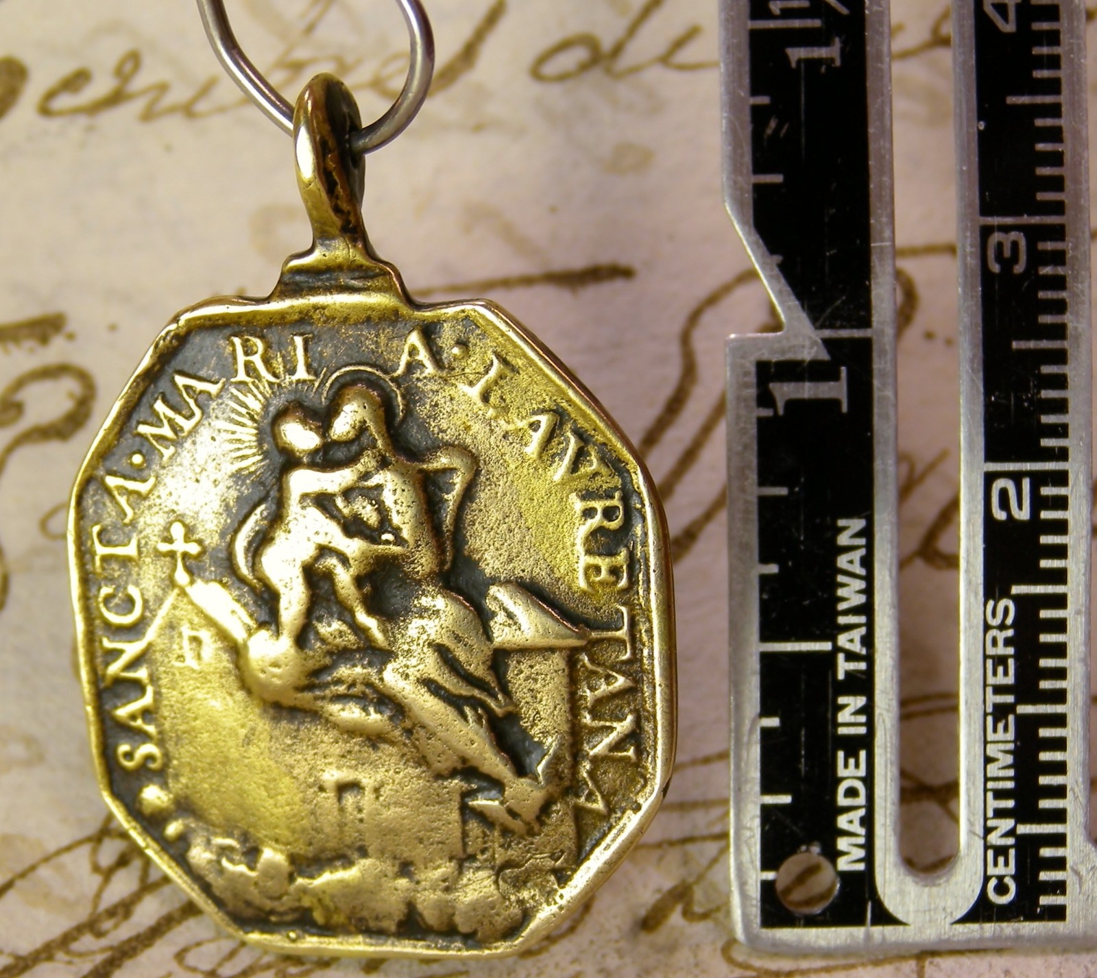 ANTIQUE 17TH CENTURY ST. MICHAEL MOTHER MARY BABY JESUS LORETO PILGRIMAGE MEDAL