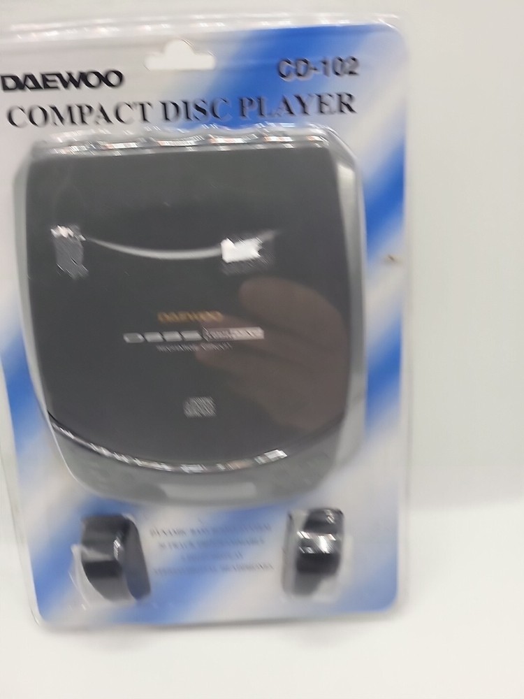 Daewoo Compact Disc Player CD Cd-102 Bass Boost NEW!