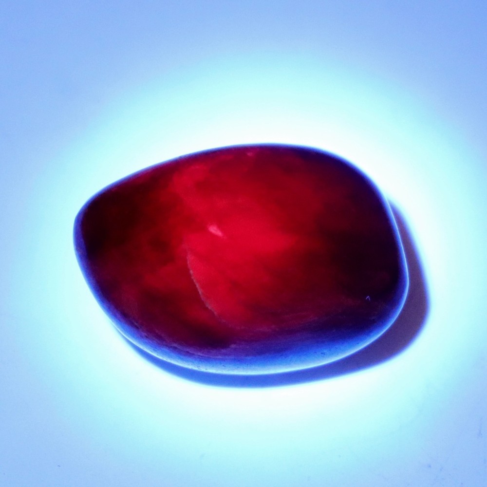 Tumbled Stone: Ruby, Red Corundum from India, Fluorescent (RUB51)