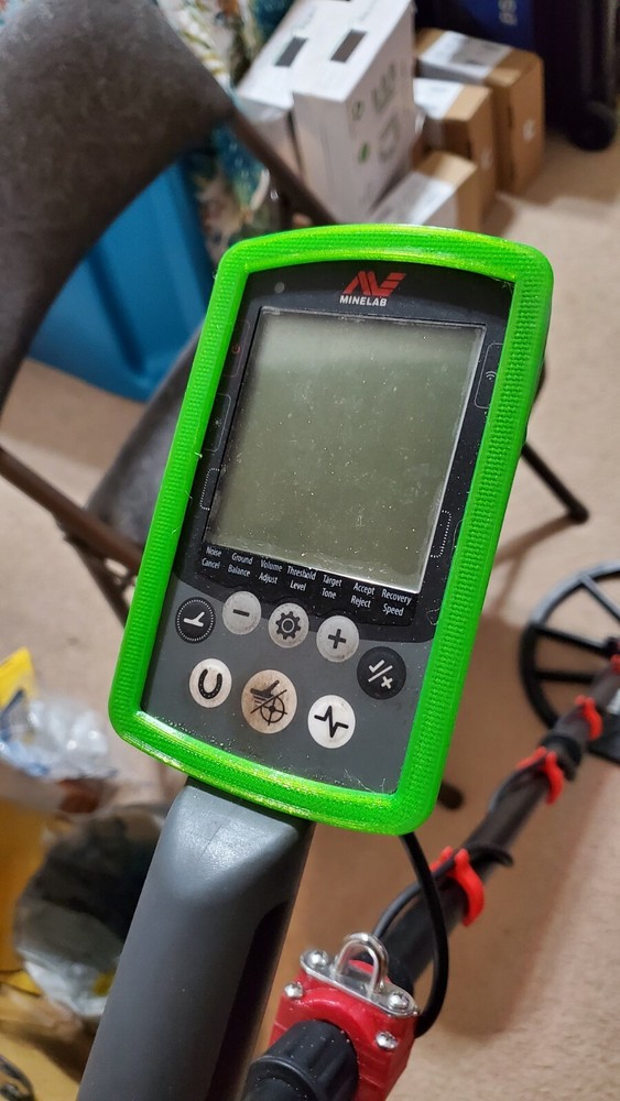 NEON GREEN Equinox 800/600 Control Box Protector  (Rubber)