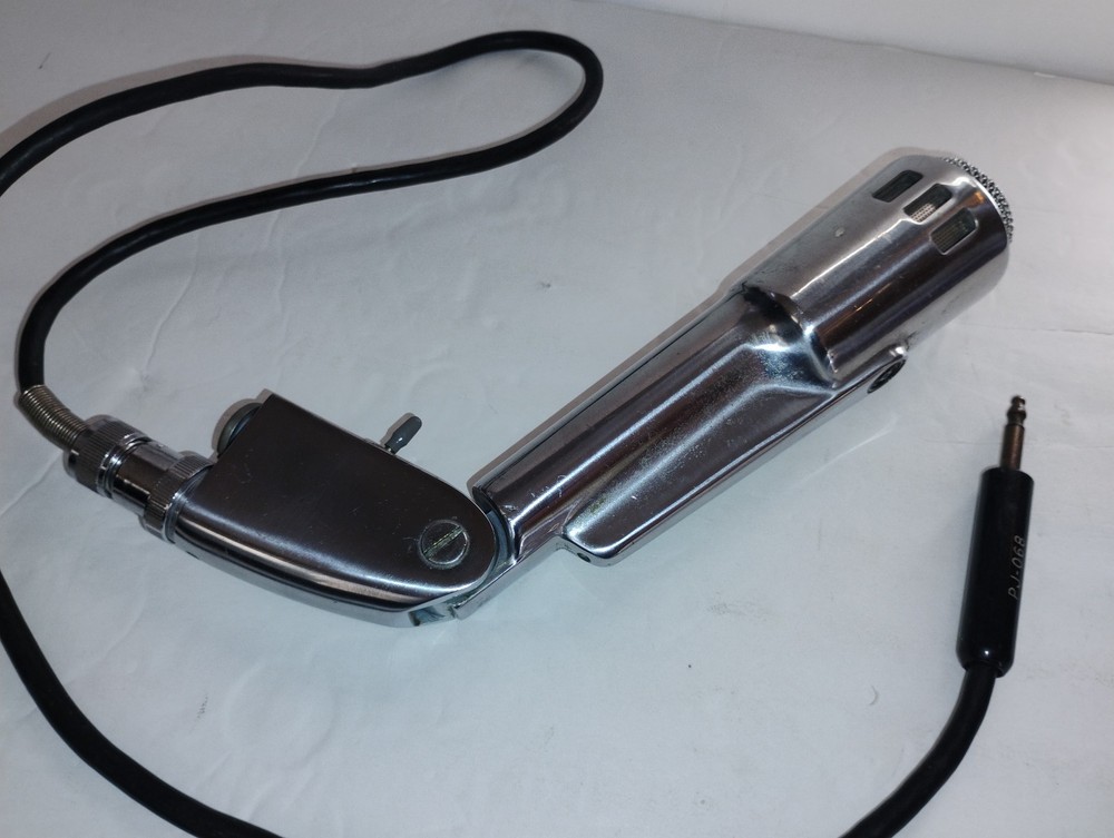 Electro-Voice 644 Dynamic Cardioid Microphone